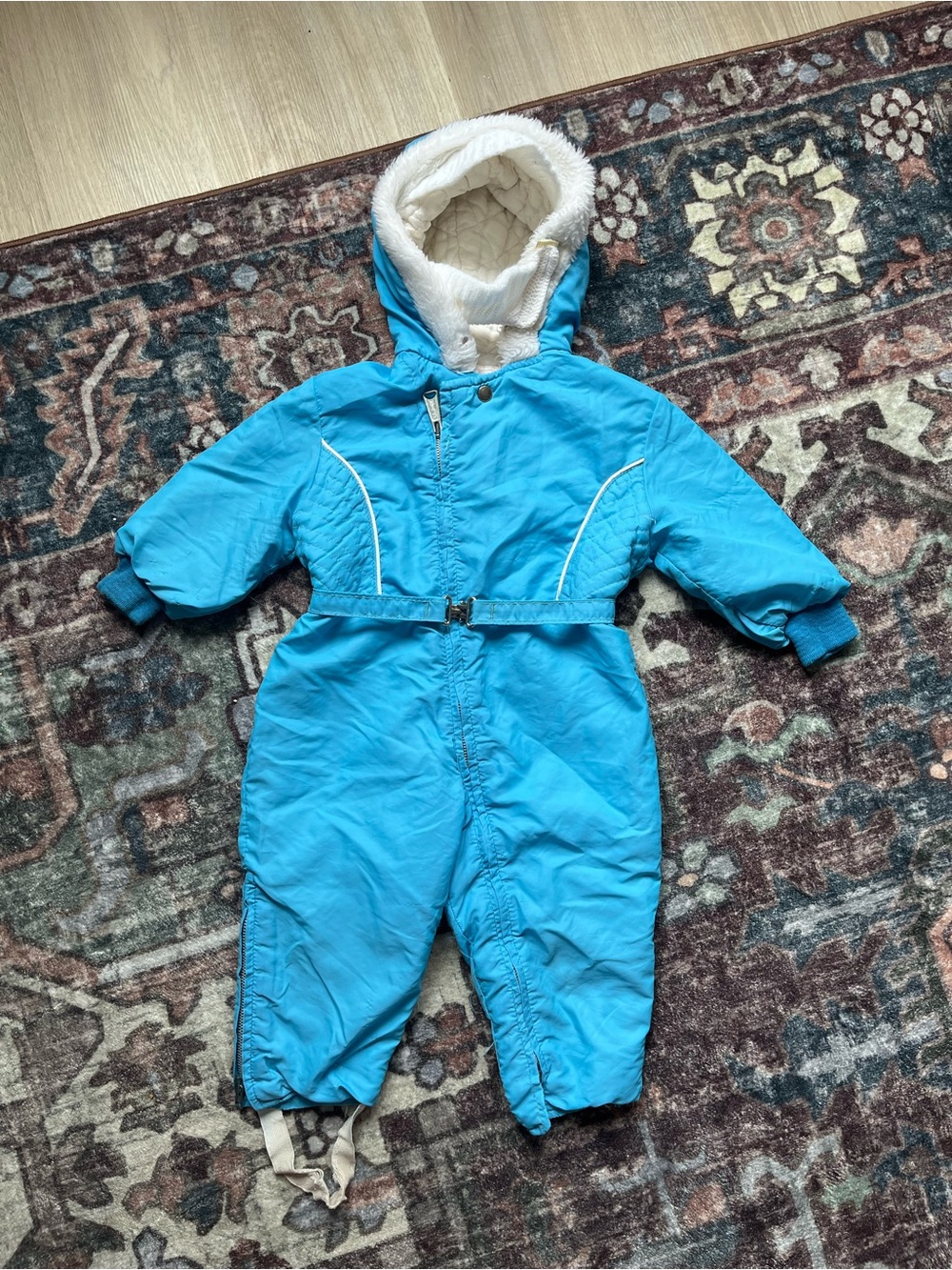 Babies child’s vintage snowsuit 9-12 mo